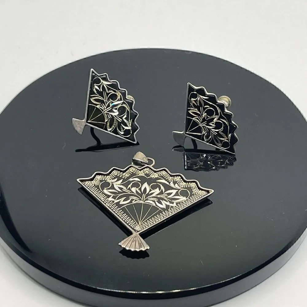 Vintage amita Japan sterling set earrings pendant